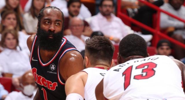 jiuyou.com-哈登还能满血复活吗？32岁的大胡子在退化